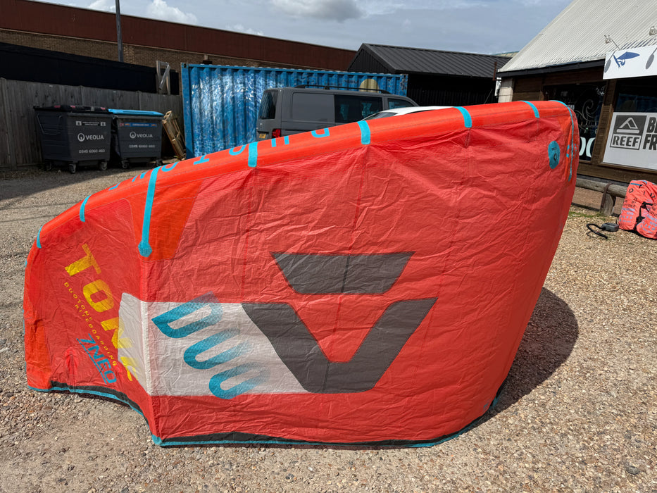 Duotone Neo 2020 7m Used Kitesurfing Wave Kite