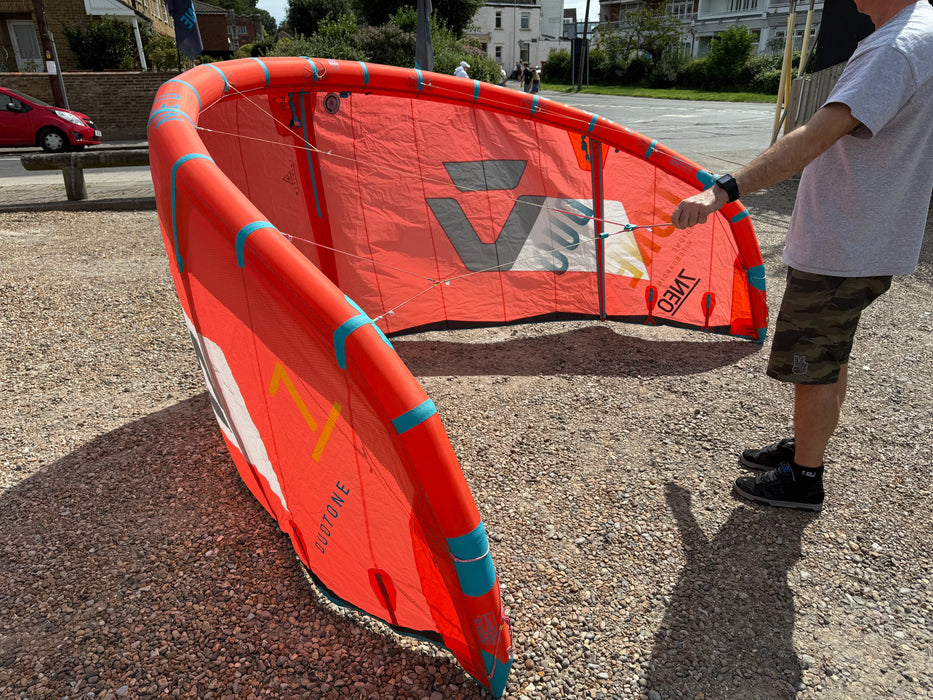 Duotone Neo 2020 7m Used Kitesurfing Wave Kite