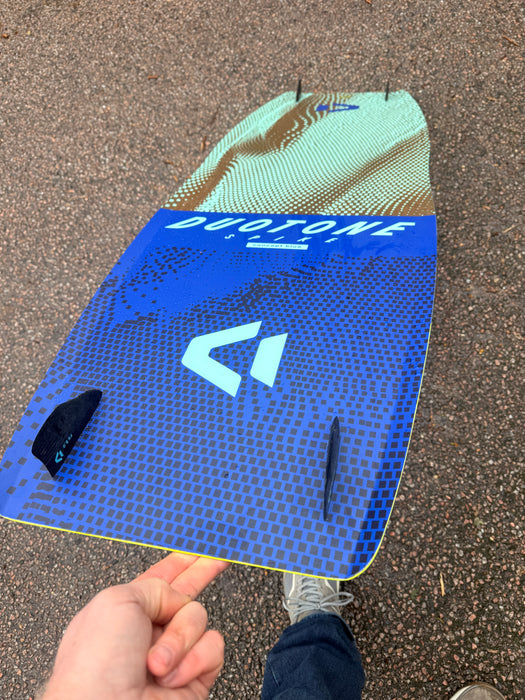 Duotone spike Concept blue 153cm Kitesurfing Kite board second hand