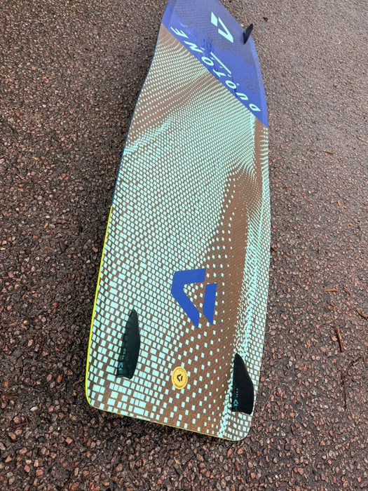 Duotone spike Concept blue 153cm Kitesurfing Kite board second hand