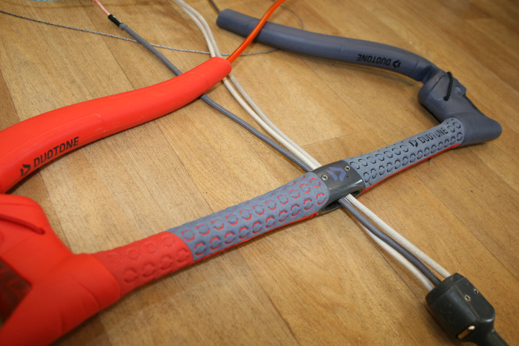 Duotone Used Trust Kitesurf Bar M 22-24m Lines