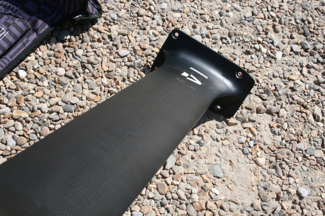 Duotone DLab Carbon Slim 2.0 84cm foil mast X Demo