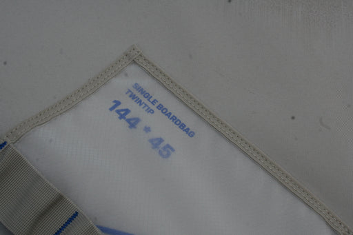 Duotone twin tip kiteboard bag 144cm, zip and handle detail