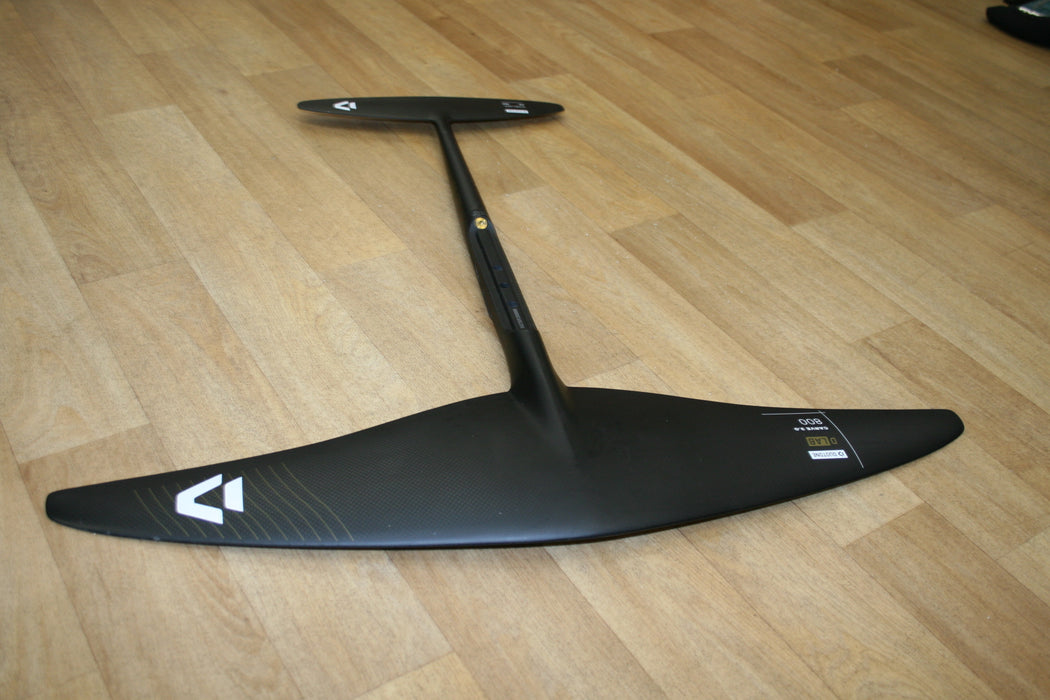 Duotone Carve 3.0 D/LAB 800 + Monobloc Tail 160 px Tail  Full Plane