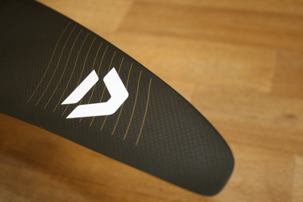 Duotone Carve 3.0 D/LAB 800 + Monobloc Tail 160 px Tail  Full Plane