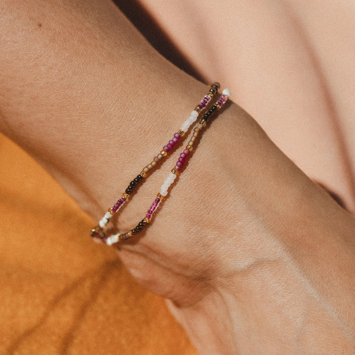 Pineapple Island Berkilau Warm Tone Beaded Anklet