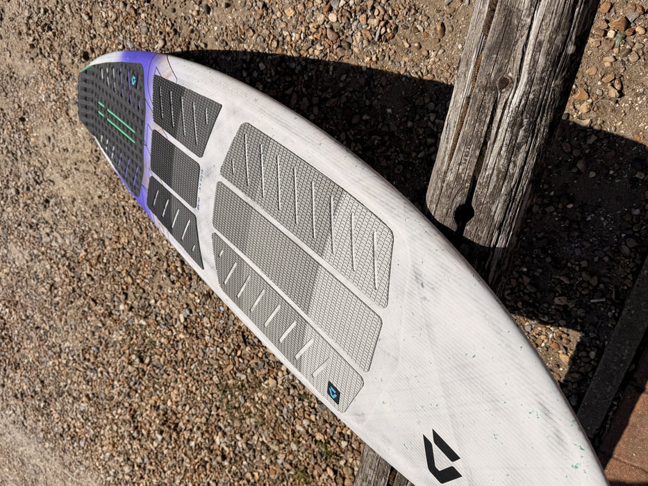 Duotone Blur D/LAB 5'6 kite surfboard deck, angled view