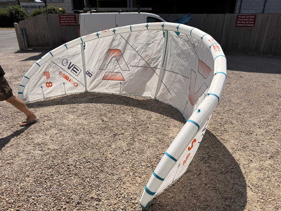 Duotone Evo SLS 8m 2026 kite arc profile with orange A logo