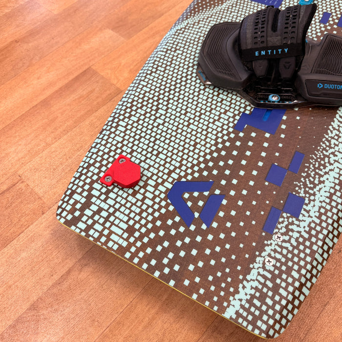 Kiteboard Air Tracker Tag Mount | TrackFin™ Screw Mount No Glue