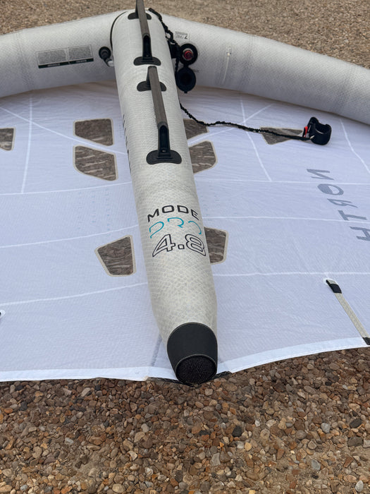 North Mode Pro 4.8m wing strut tip and inflation valve detail – second hand