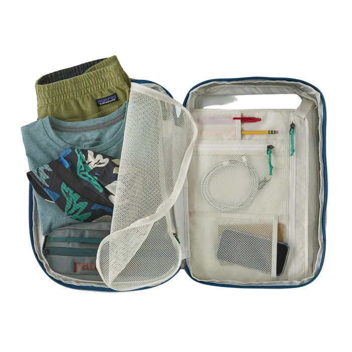 Patagonia Black Hole backpack travel gear