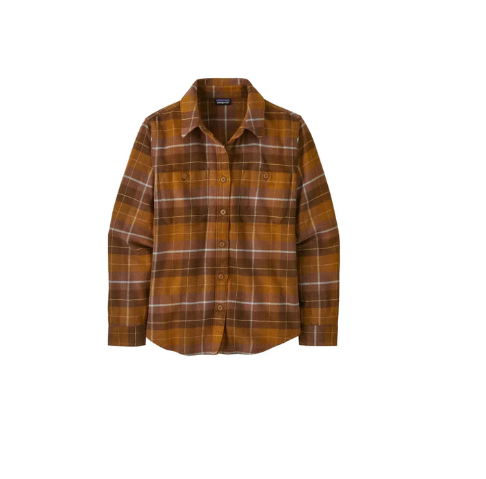 Patagonia Plaid shirt on a website page with size and quantity options.