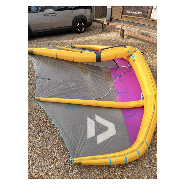2025 Duotone Ventis D/LAB 8m canopy and Aluula frame condition